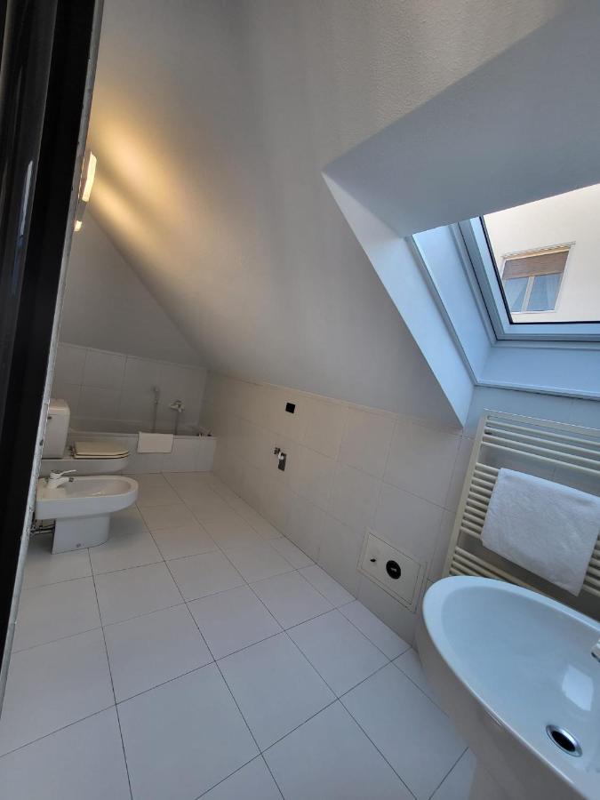 Attico Dei Castelli Apartment Verbania Exterior photo